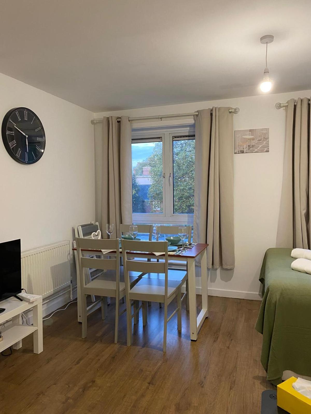Modern Entire Apartment In Kings Cross St Pancras ロンドン エクステリア 写真