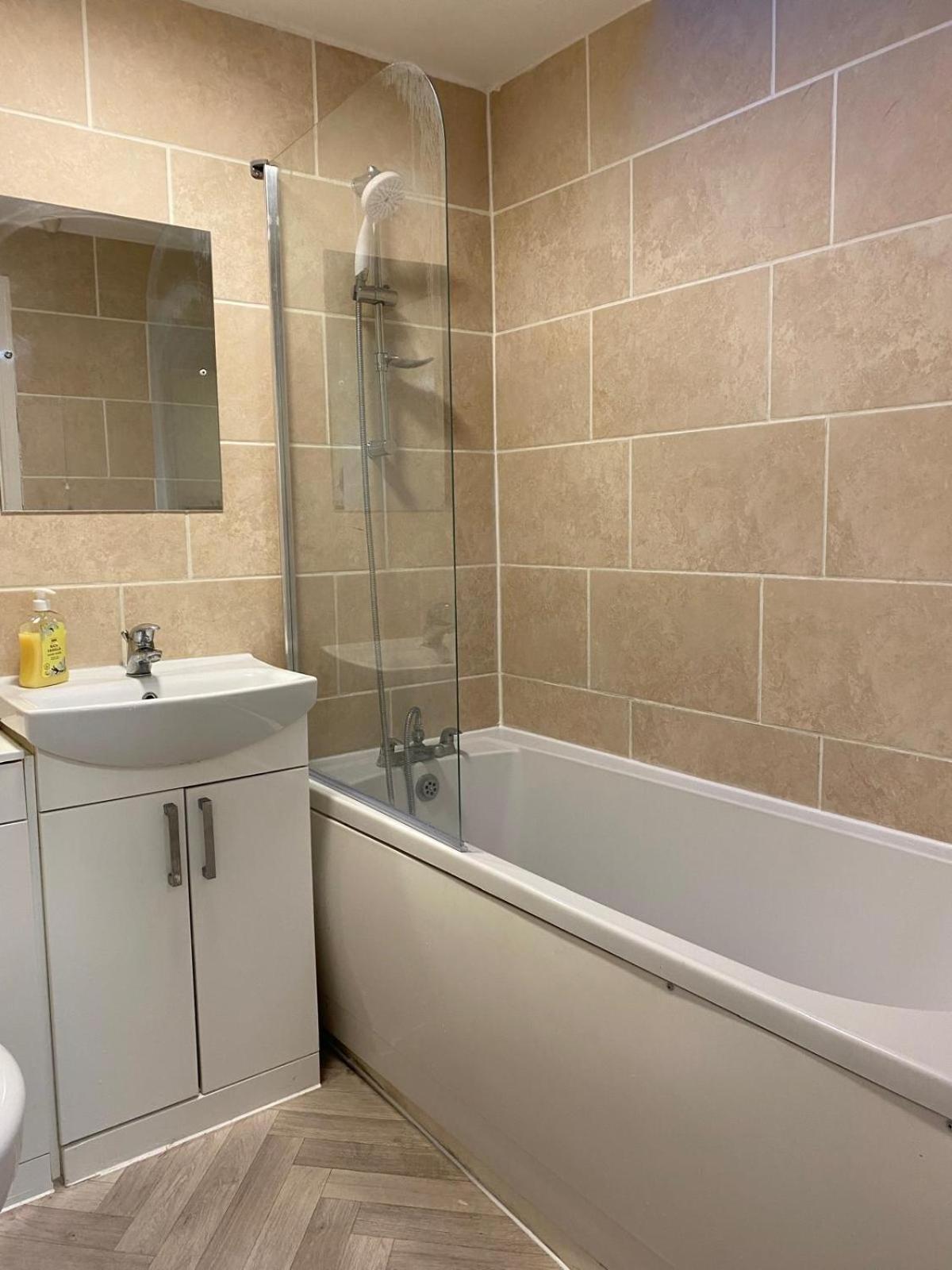 Modern Entire Apartment In Kings Cross St Pancras ロンドン エクステリア 写真